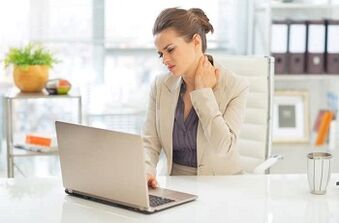 علائم پوکی استخوان ستون فقرات گردن رحم